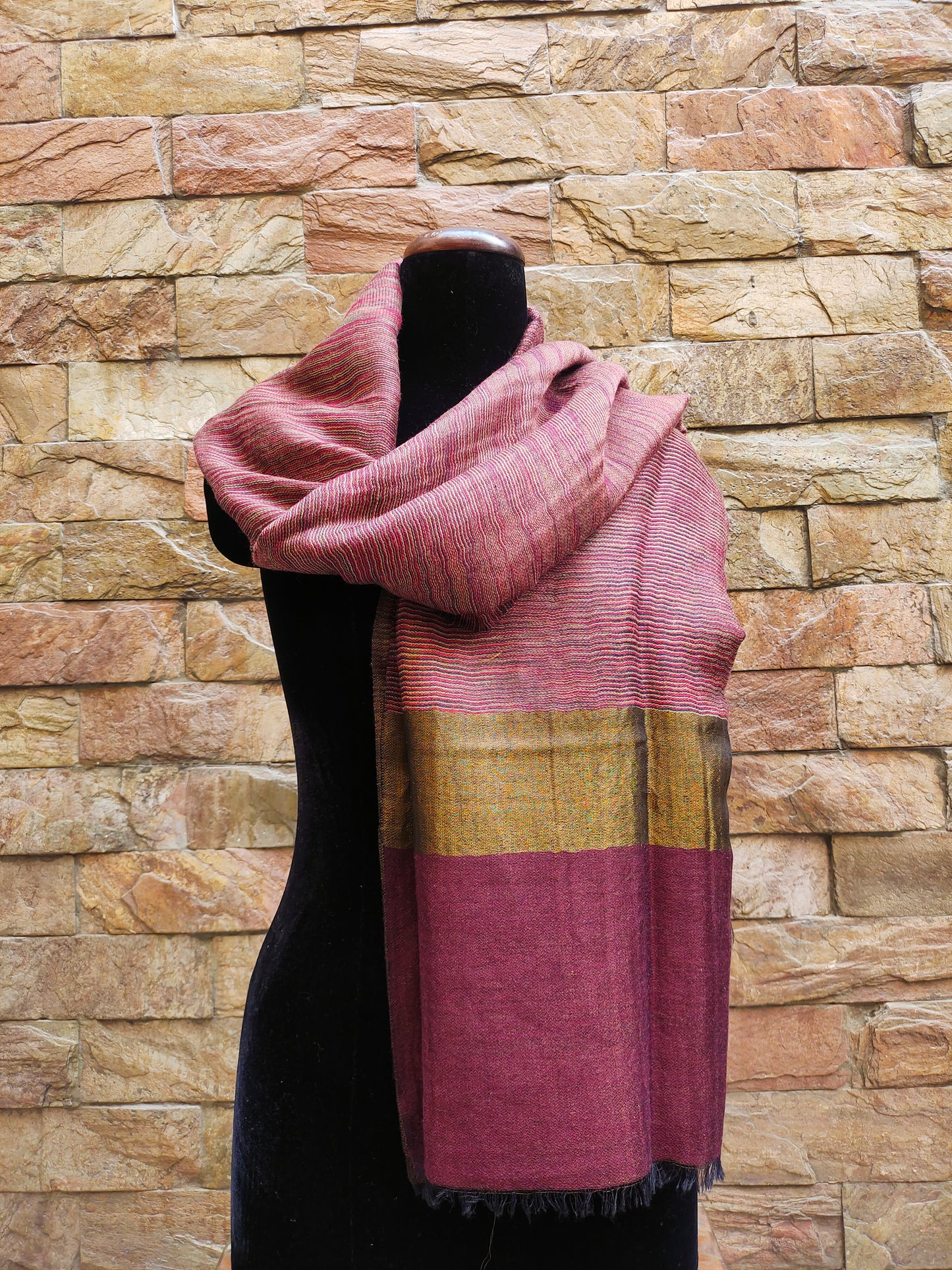 Ekat Scarves & Stoles
