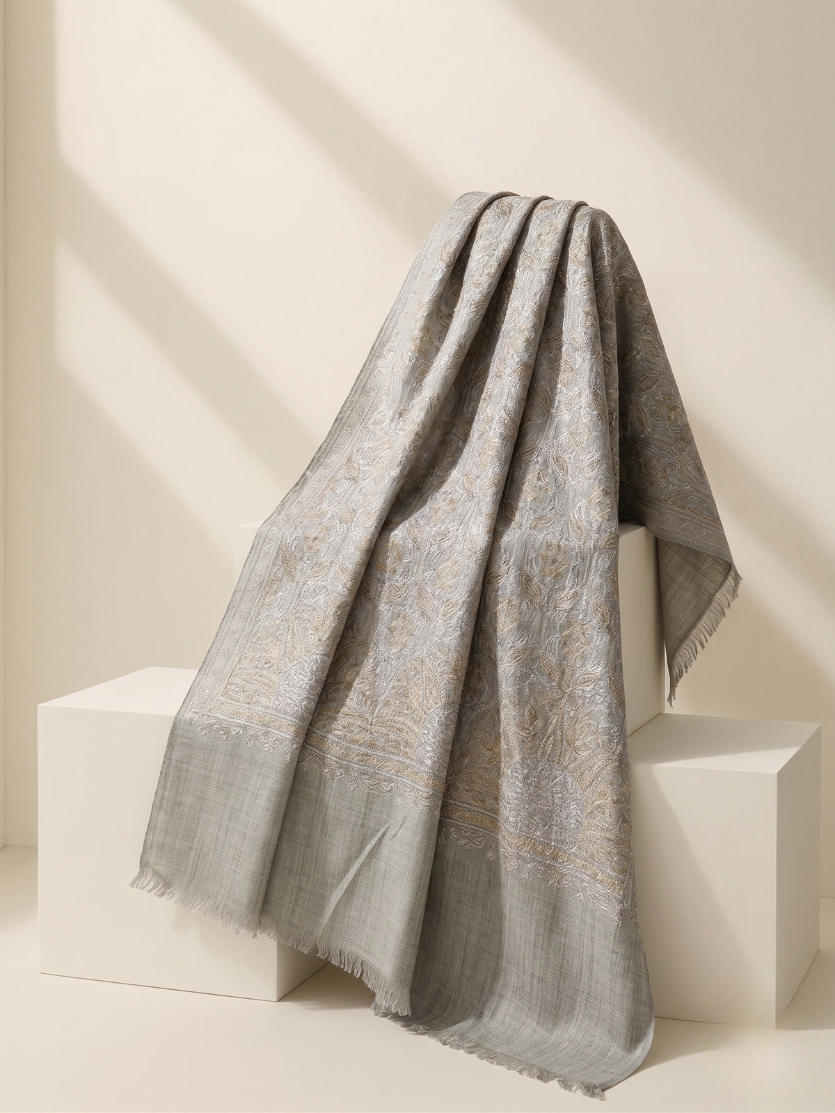 Stoles & Shawls