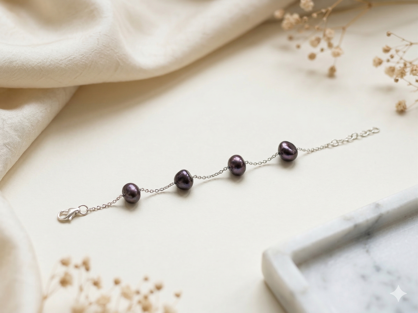 Pearl bracelet