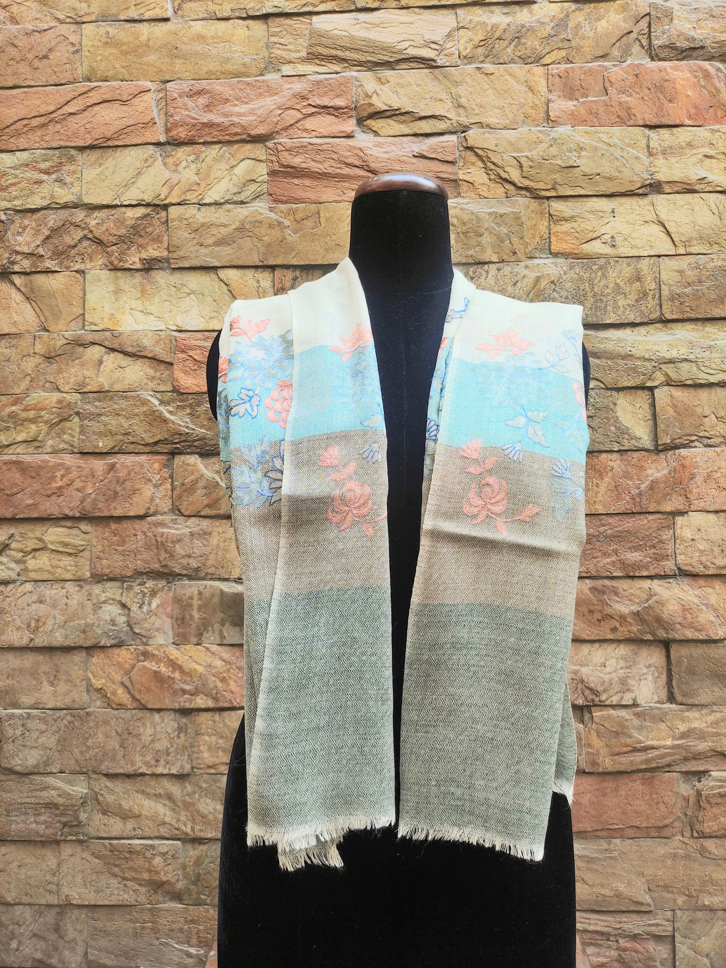 Wool Scarves & Stoles