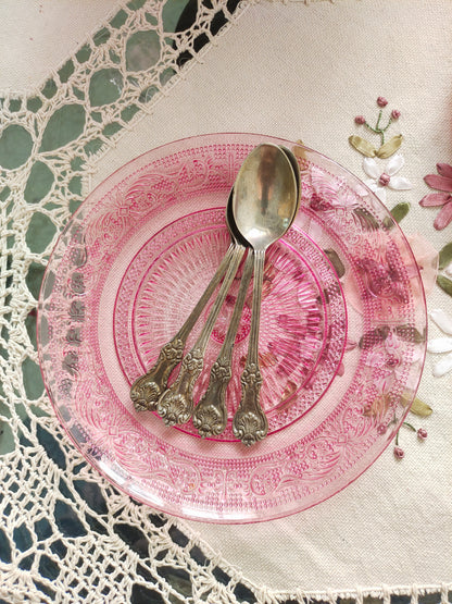 Delicate dessert plates