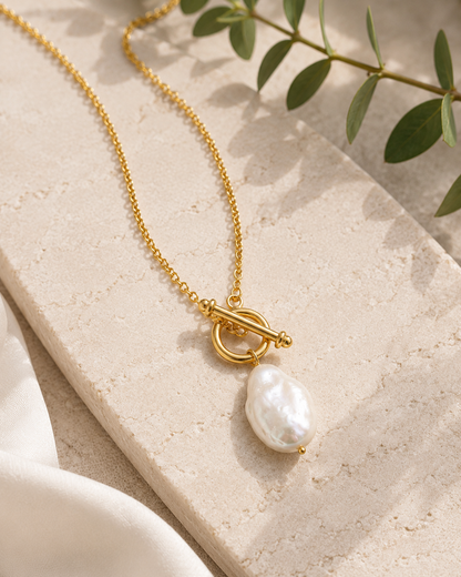 Auréa Baroque Pearl Toggle Necklace