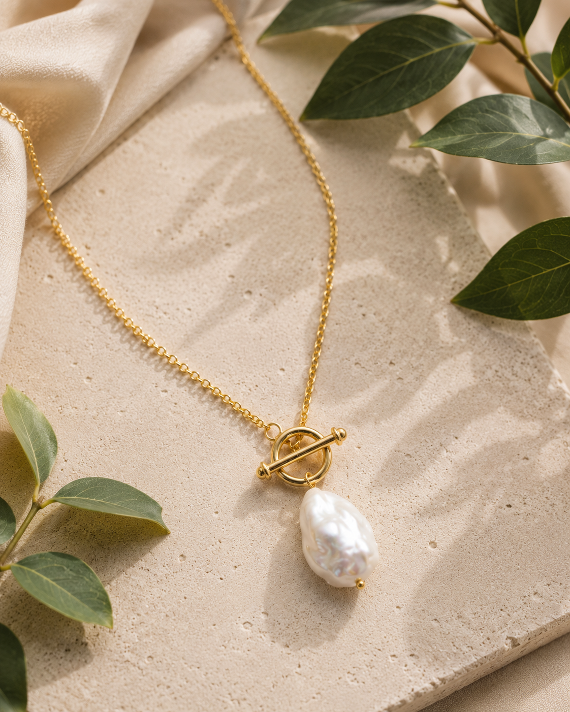 Auréa Baroque Pearl Toggle Necklace